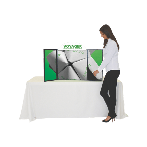 Voyager-maxi-folding-panel-display_model-1