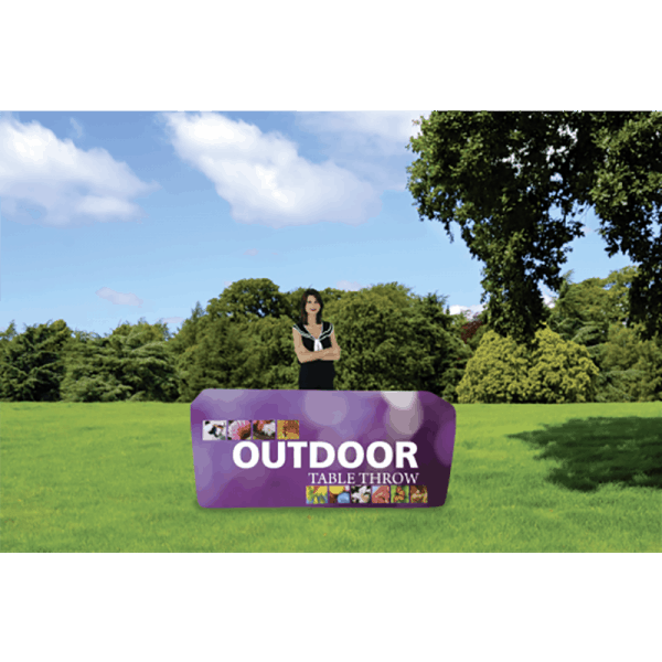 outdoor-table-throw-6ft-insituation-model
